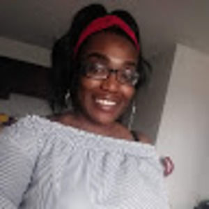 Meet your Posher, Yasmine